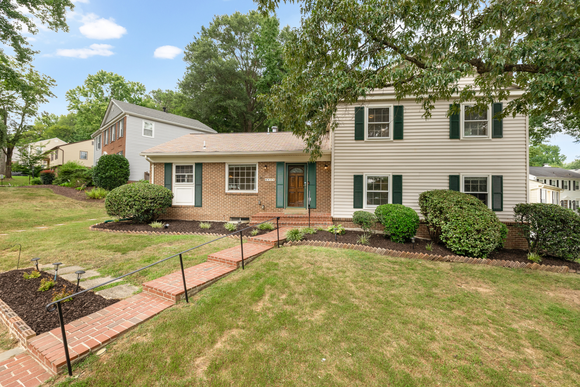 6825 Stoneybrooke Lane_Exterior